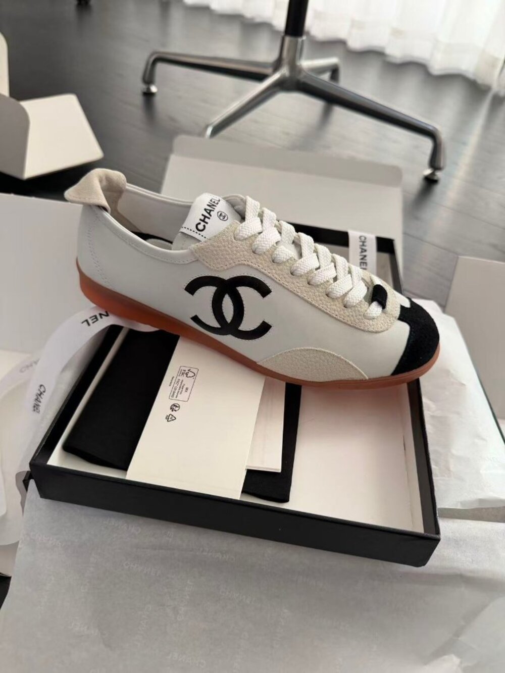 Chanel White Black Suede CC Logo Gum Sole Trainer Sneakers - Picture 4 of 7